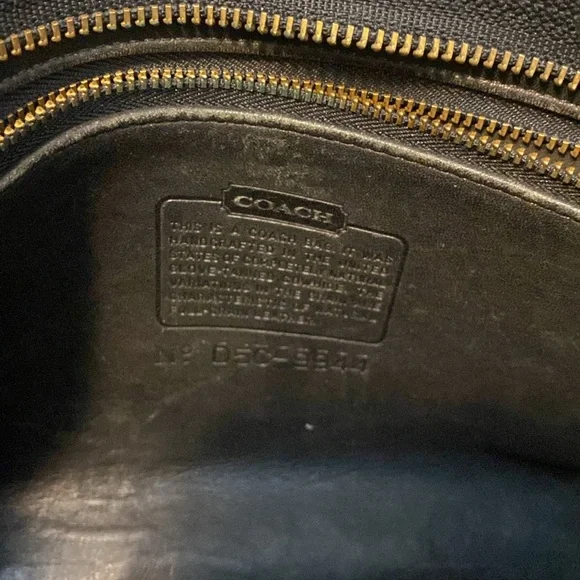 Coach vintage beautiful black bag. - Picture 7 of 9